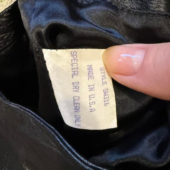 Vintage grunge whimsigoth black leather mini skirt womens size XS 24" waist - Picture 5 of 8